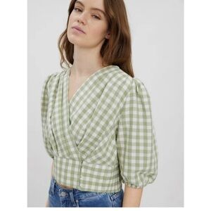 VERO MODA Karma Gingham Crop Wrap top